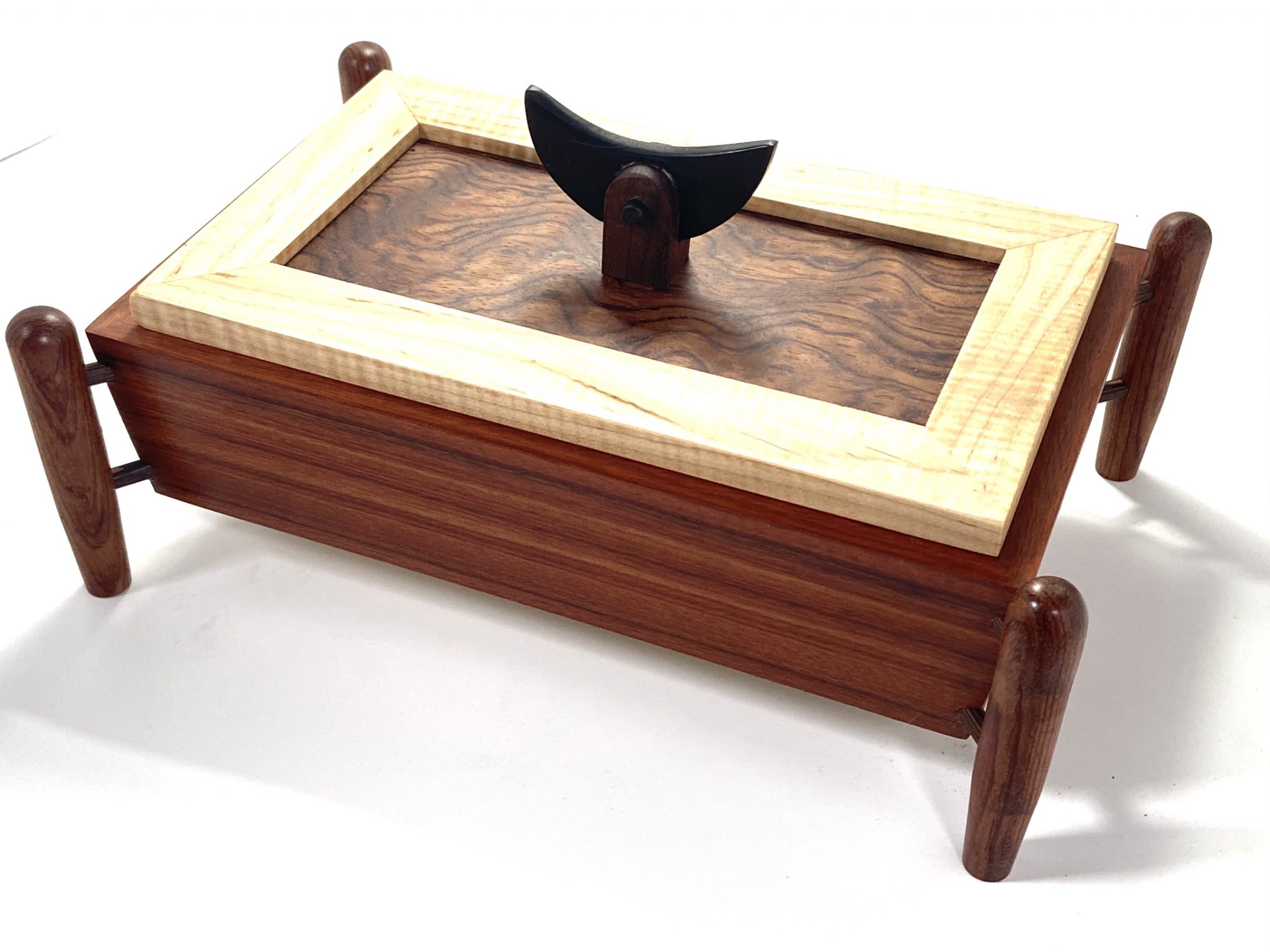 Mv 1136 Valet Box- Bloodwood And Bubinga - Boxes By Boudreau